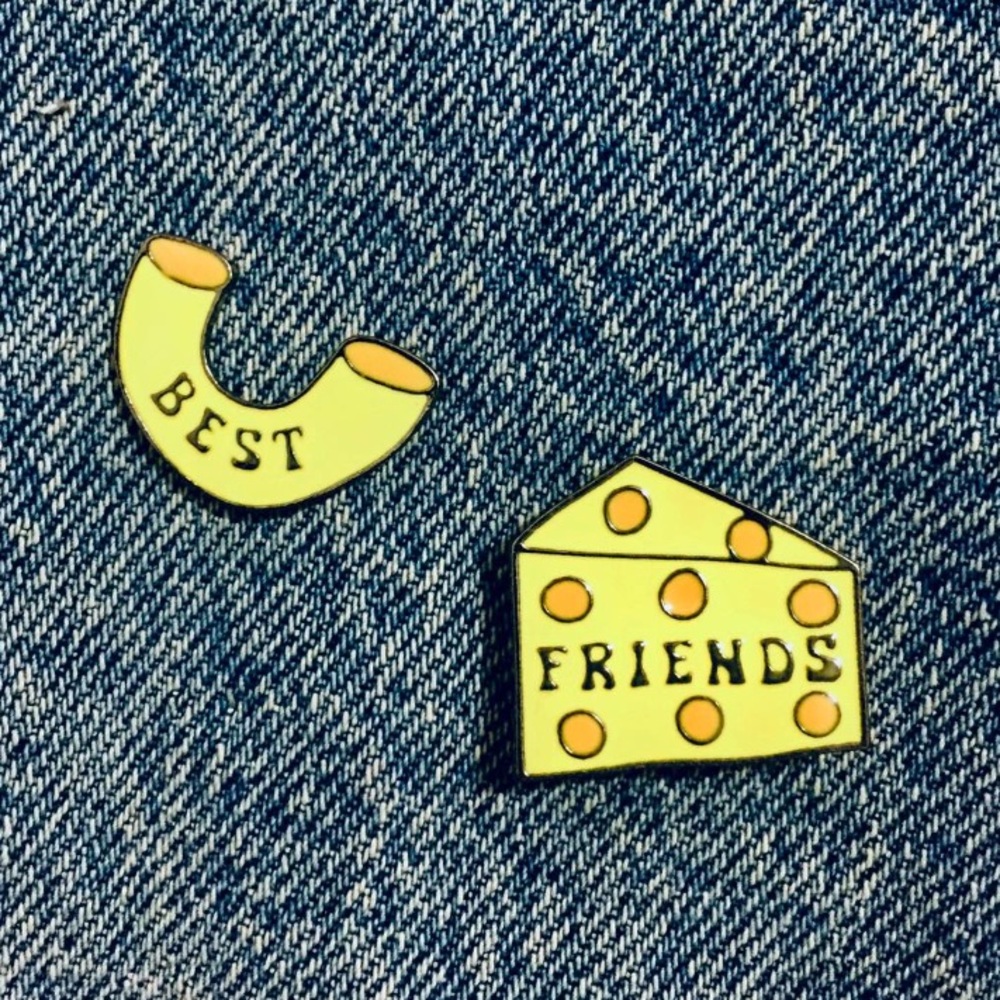 BFFL MAC & CHEESE PIN SET
